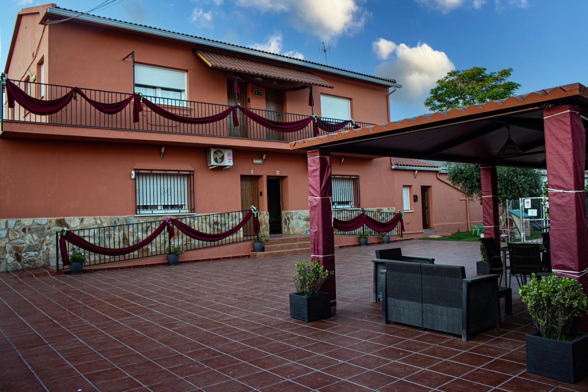 Apartamentos Turisticos Domus Aquae 메리다 외부 사진